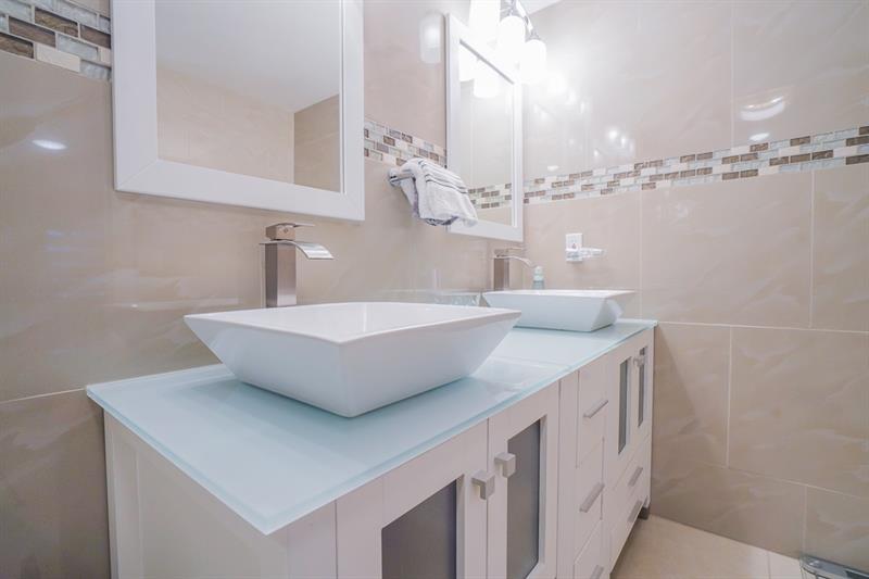 Image 26 of 71 For 3201 Portofino Pt  F1