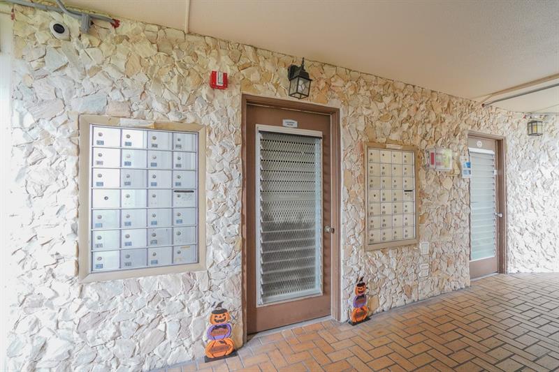 Image 32 of 71 For 3201 Portofino Pt  F1