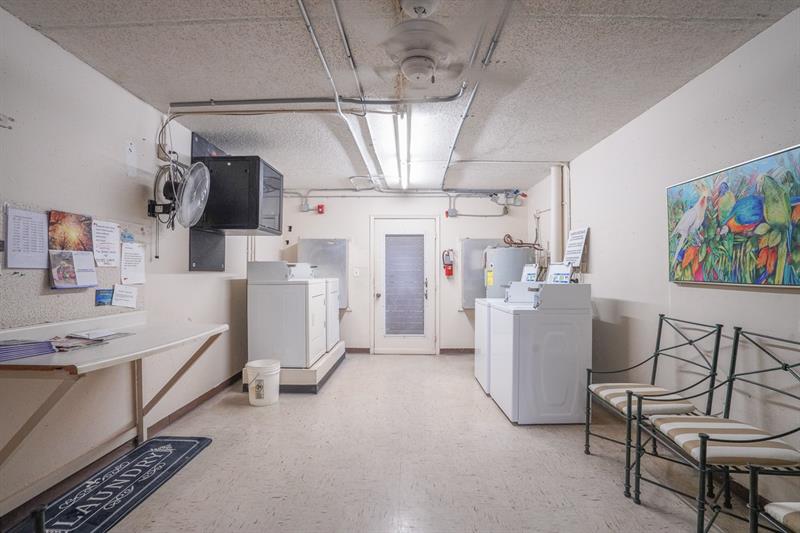 Image 33 of 71 For 3201 Portofino Pt  F1