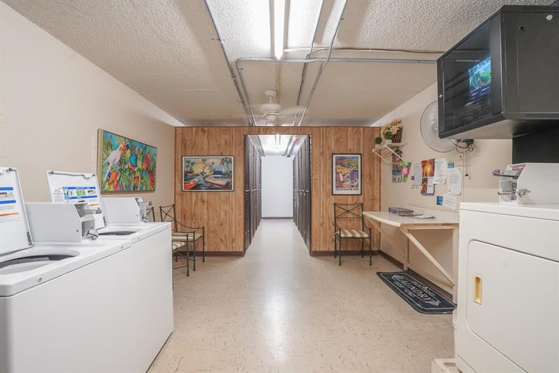 Image 34 of 71 For 3201 Portofino Pt  F1