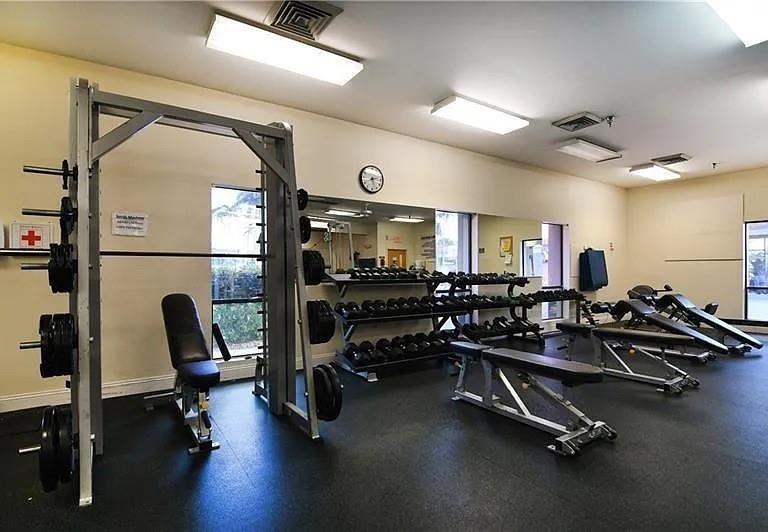 Image 55 of 71 For 3201 Portofino Pt  F1