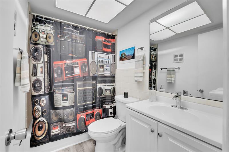 Image 22 of 47 For Address Not Provided