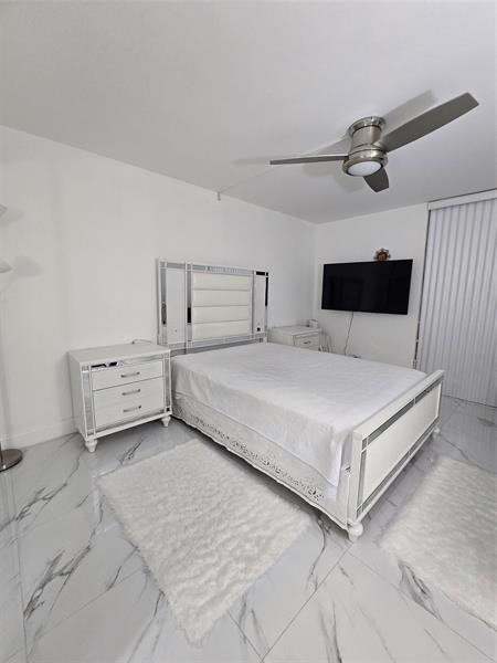 Image 12 of 20 For 3400 Blue Lake Dr  604