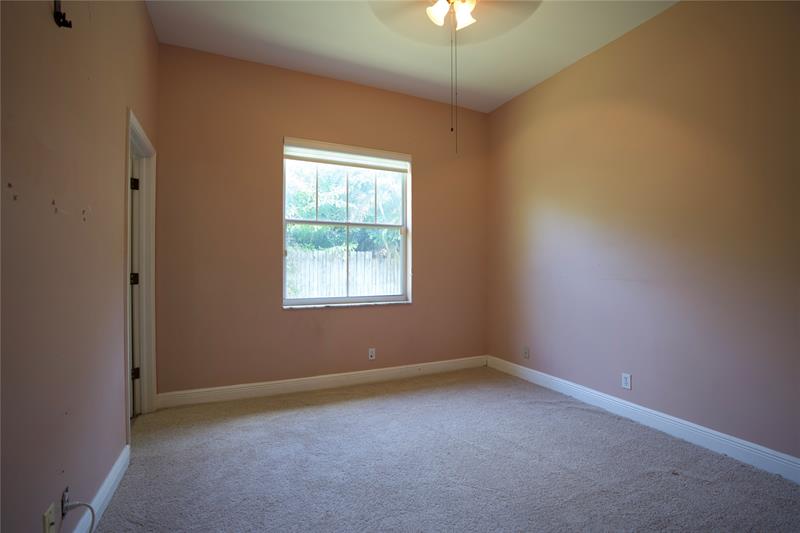 Image 28 of 29 For 140 Royal Palm Ct