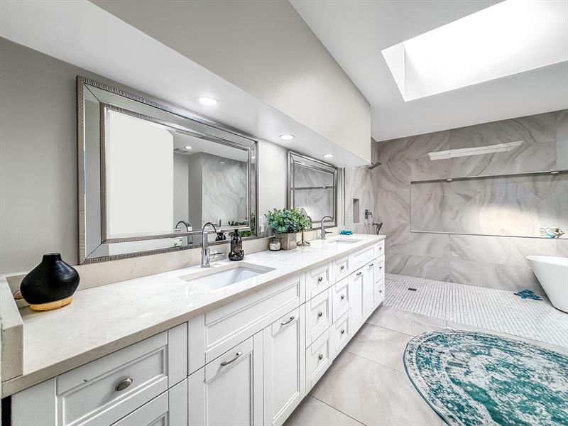 Image 22 of 50 For 6406 Via Rosa