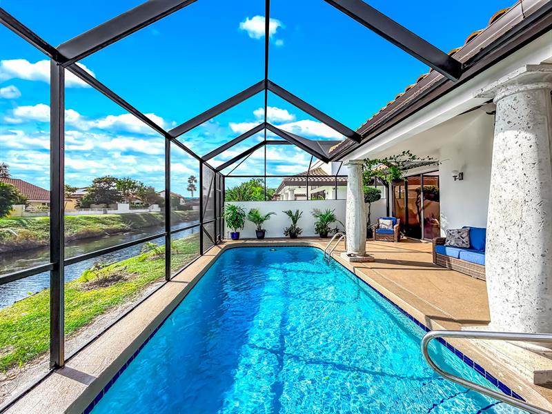 Image 35 of 50 For 6406 Via Rosa