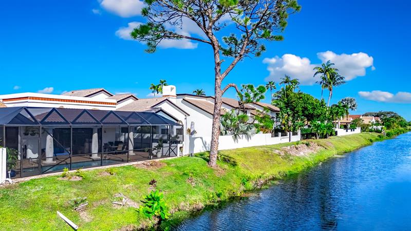 Image 47 of 50 For 6406 Via Rosa