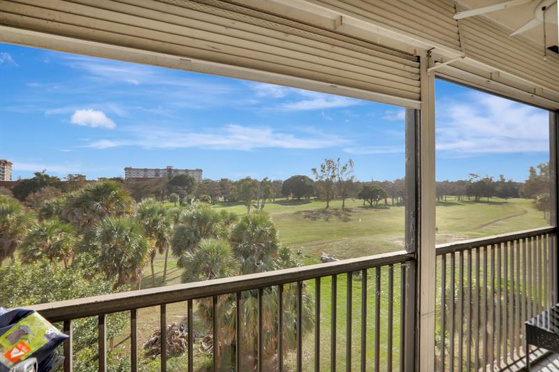 Details for 5570 44th St  518a, Tamarac, FL 33319