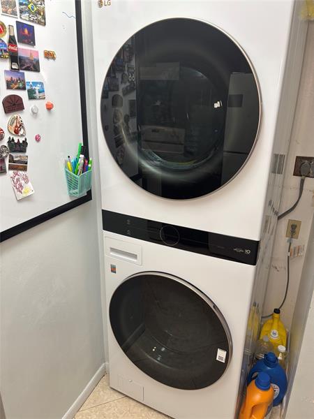 Image 10 of 21 For 737 1st Way  302