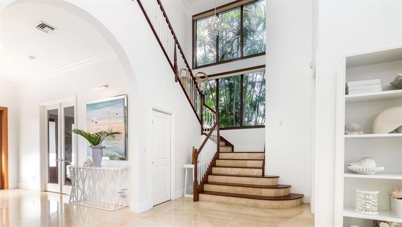 Image 3 of 41 For 4700 29th Ave