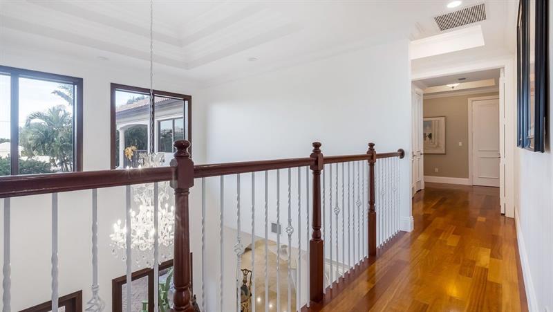 Image 6 of 41 For 4700 29th Ave