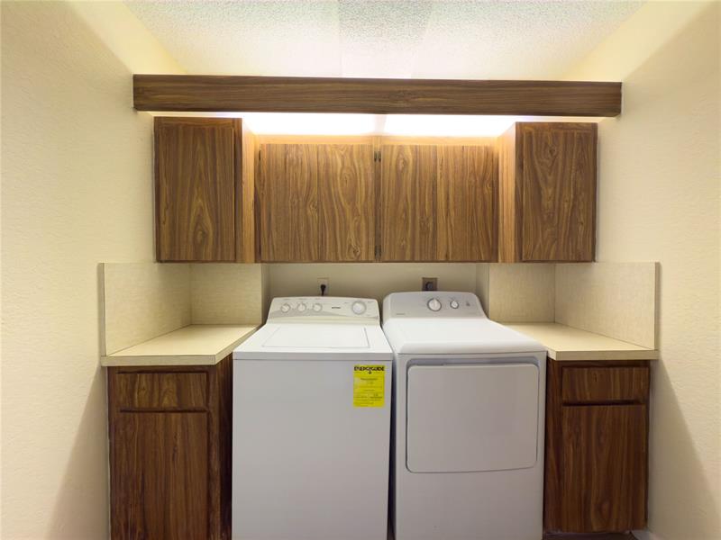 Image 15 of 33 For 1701 Whitehall Dr  303