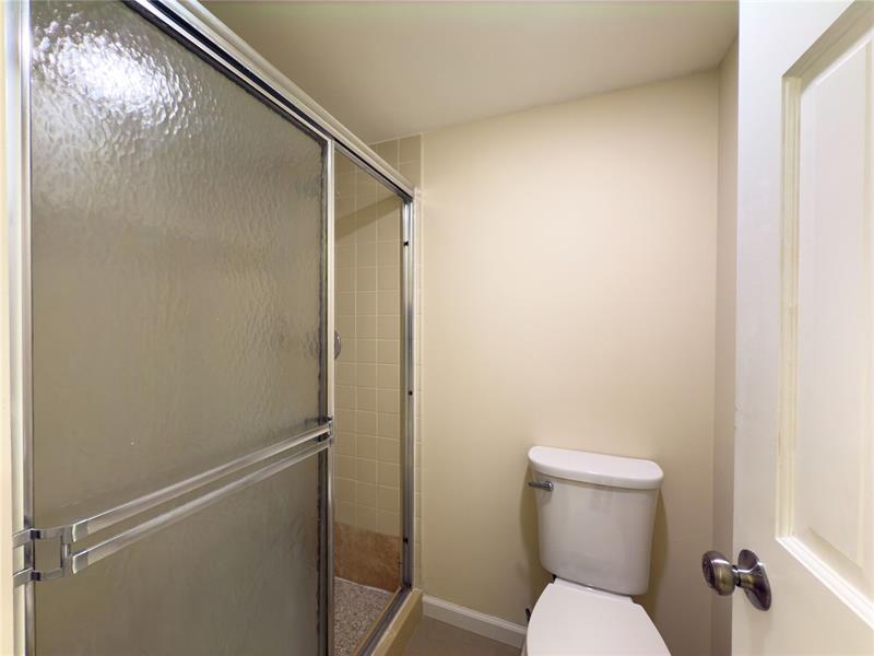 Image 32 of 33 For 1701 Whitehall Dr  303