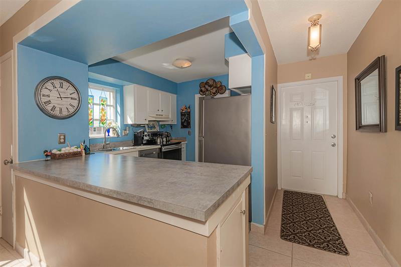 Image 10 of 29 For 801 Pine Dr  21