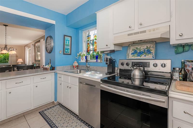 Image 14 of 29 For 801 Pine Dr  21