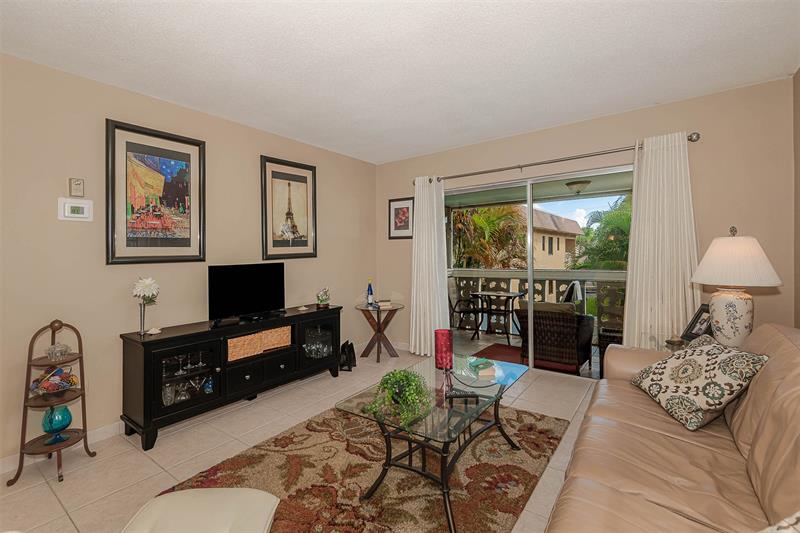 Image 5 of 29 For 801 Pine Dr  21