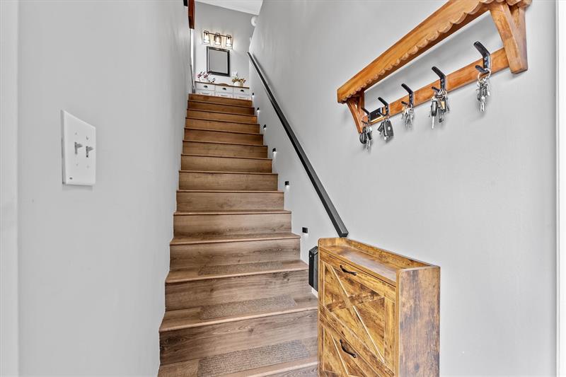 Image 11 of 25 For 2761 Oakland Forest Dr 204