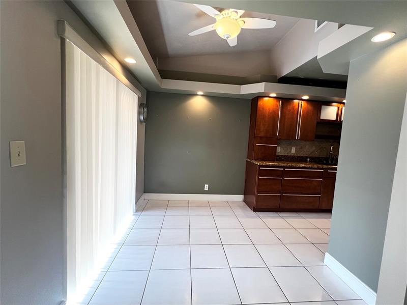 Image 10 of 33 For 9320 32nd St