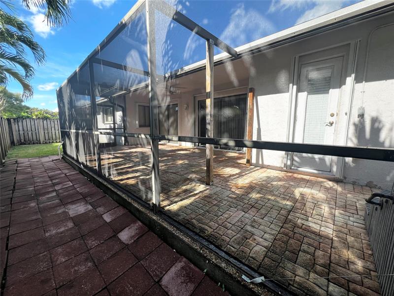 Image 28 of 33 For 9320 32nd St