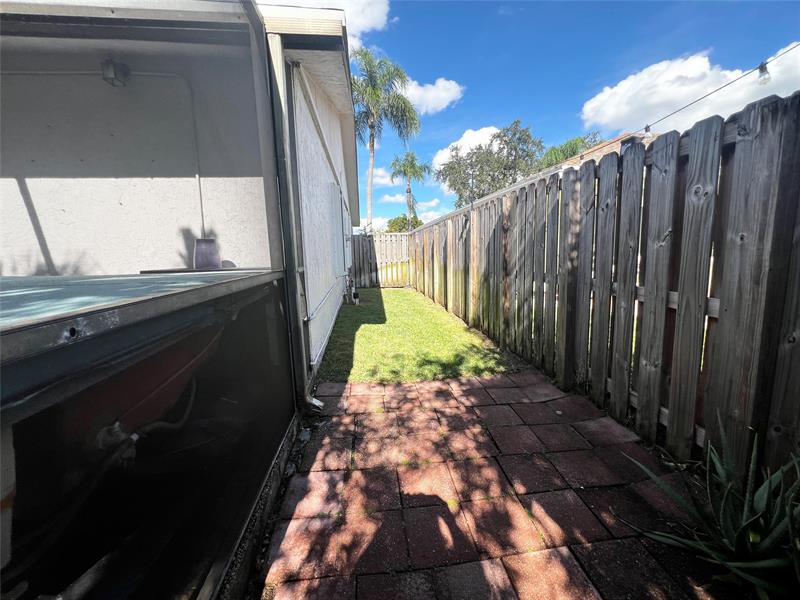 Image 29 of 33 For 9320 32nd St