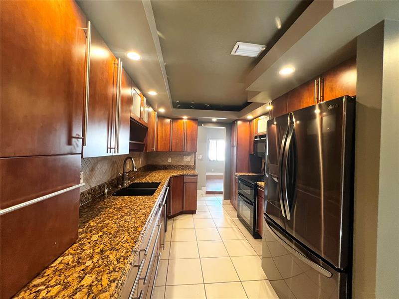 Image 8 of 33 For 9320 32nd St