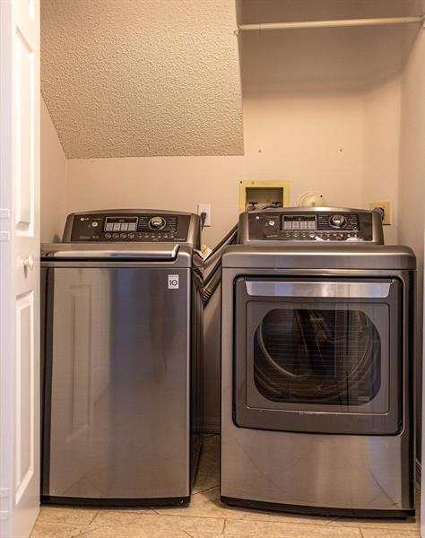 Image 10 of 30 For 7326 Pinewalk Dr 7326