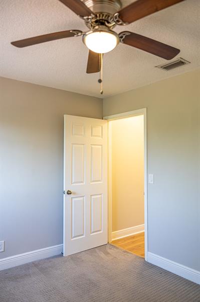 Image 25 of 30 For 7326 Pinewalk Dr 7326