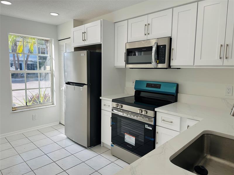 Image 13 of 32 For 5503 Pageant Pl 22