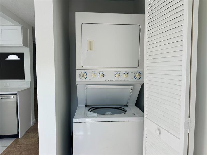 Image 14 of 32 For 5503 Pageant Pl 22