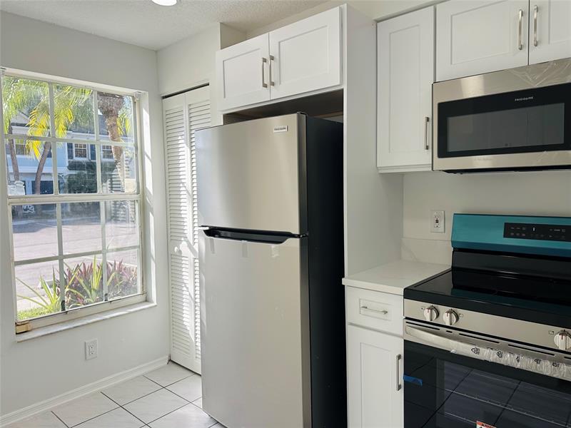 Image 6 of 32 For 5503 Pageant Pl 22