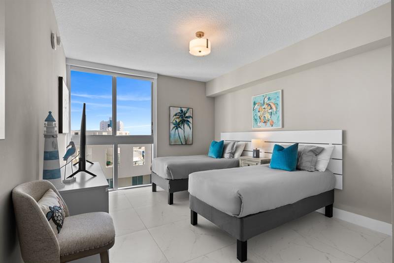 Image 11 of 67 For 300 Sunny Isles Blvd 4-2201