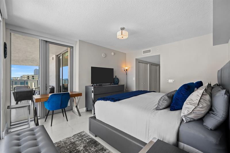 Image 19 of 67 For 300 Sunny Isles Blvd 4-2201