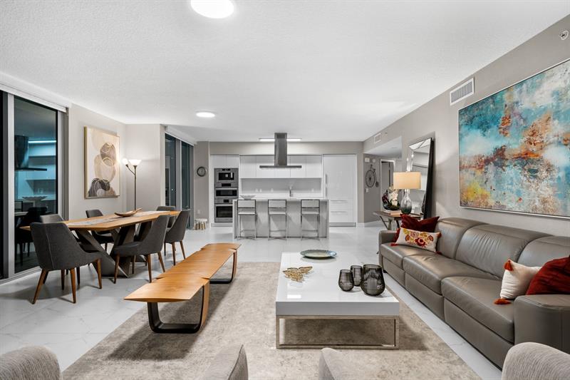 Image 35 of 67 For 300 Sunny Isles Blvd 4-2201