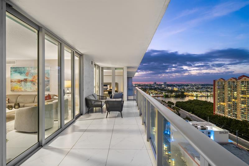 Image 38 of 67 For 300 Sunny Isles Blvd 4-2201