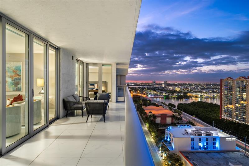 Image 40 of 67 For 300 Sunny Isles Blvd 4-2201