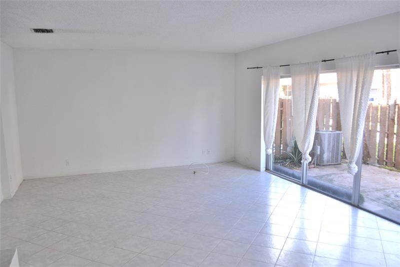 Image 16 of 25 For 8237 8th Ct  4