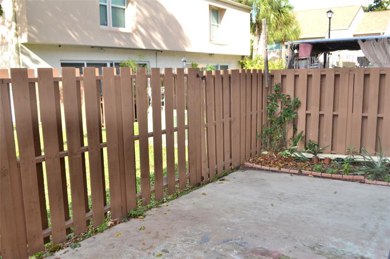 Image 23 of 25 For 8237 8th Ct  4