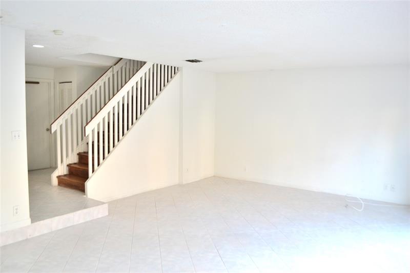 Image 8 of 25 For 8237 8th Ct  4