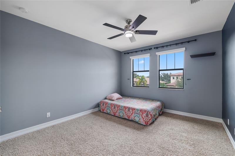 Image 36 of 50 For 11000 Watercrest Cir