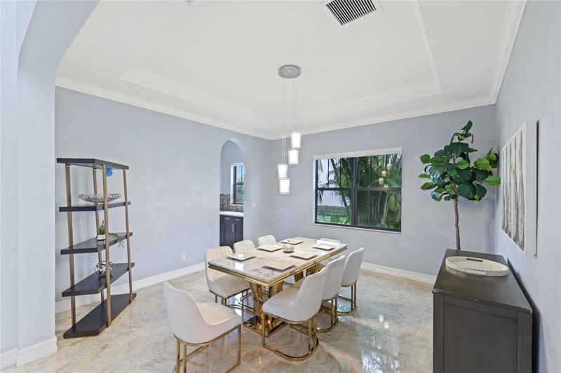 Image 9 of 50 For 11000 Watercrest Cir