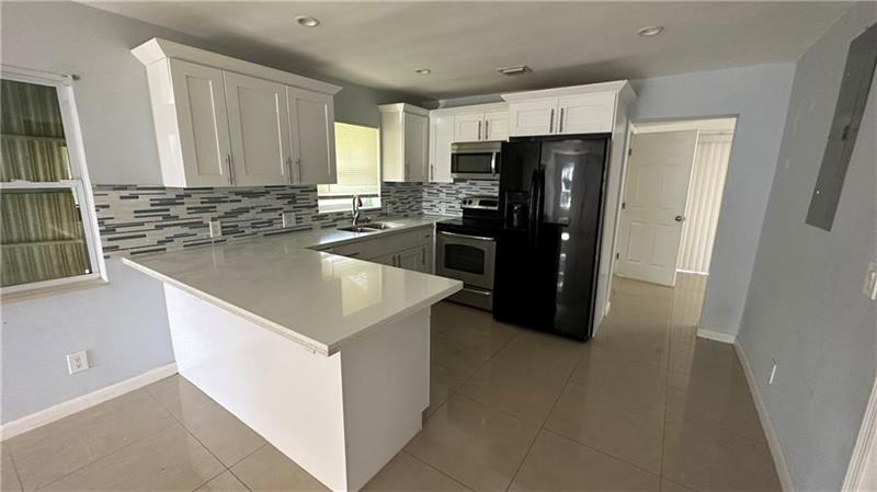 Details for 2819 Plunkett St, Hollywood, FL 33020