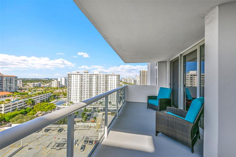 Image 23 of 47 For 2841 Ocean Blvd 1809