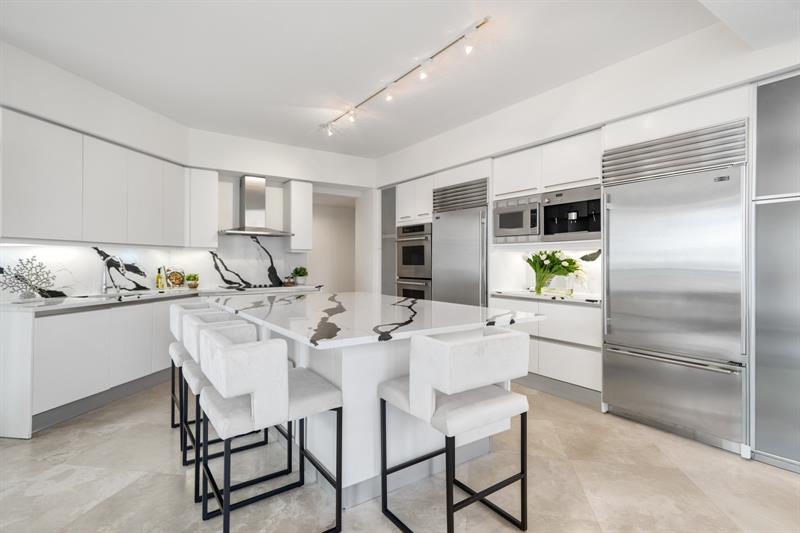 Image 14 of 44 For 333 Las Olas Way 1610