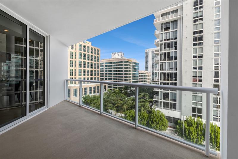 Image 17 of 44 For 333 Las Olas Way 1610