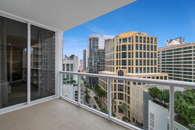 Image 18 of 44 For 333 Las Olas Way 1610