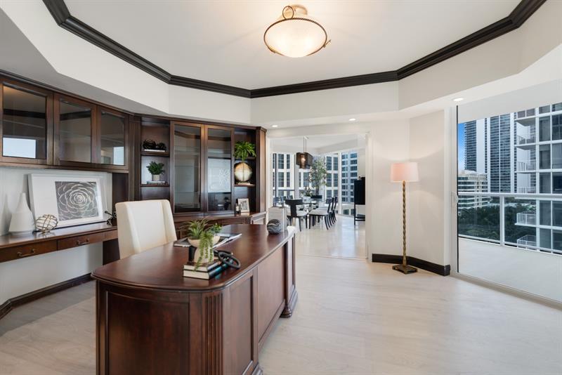 Image 19 of 44 For 333 Las Olas Way 1610