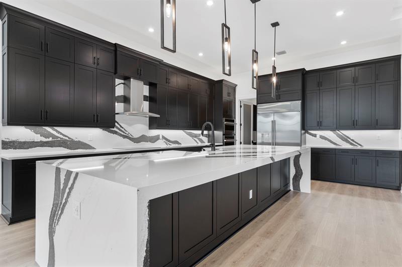 Image 14 of 44 For 9187 Shinnecock Drive