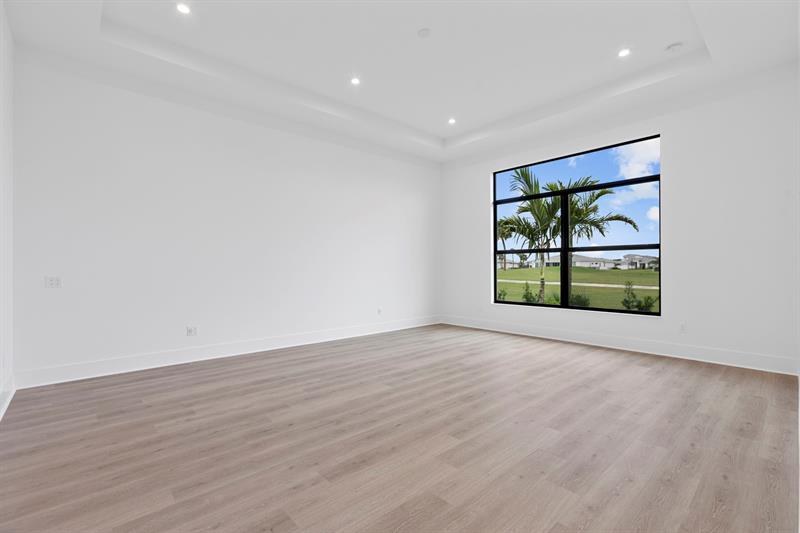 Image 17 of 44 For 9187 Shinnecock Drive