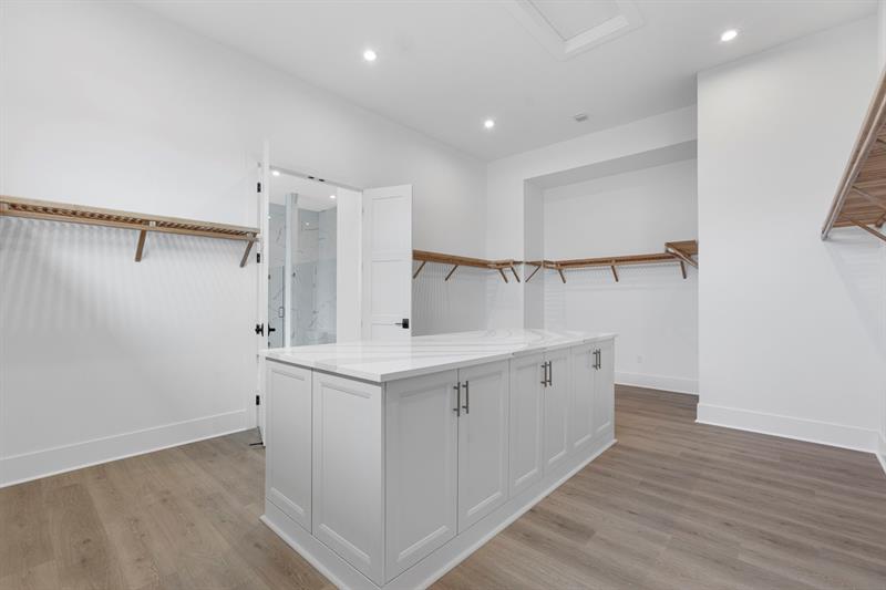 Image 20 of 44 For 9187 Shinnecock Drive