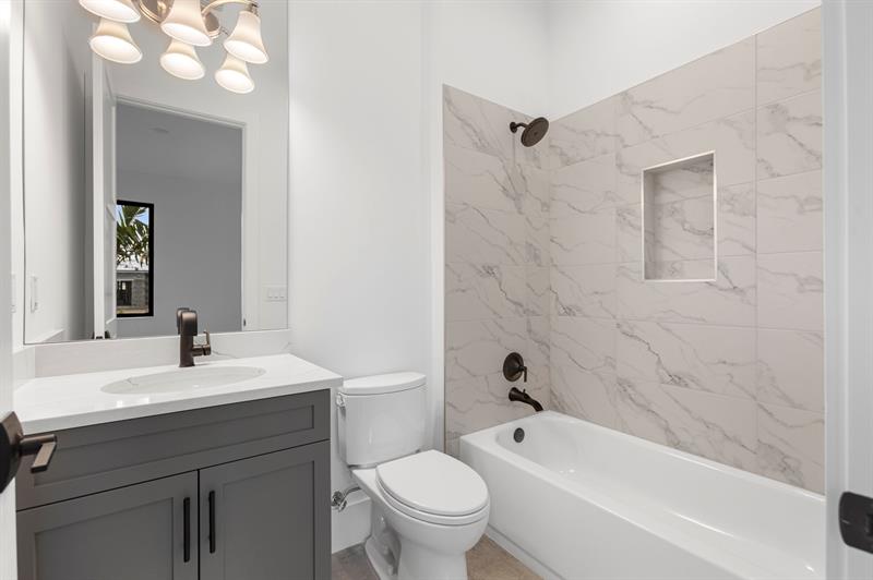 Image 28 of 44 For 9187 Shinnecock Drive